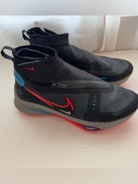 Nike Air Zoom Infinity Tour golf shoes